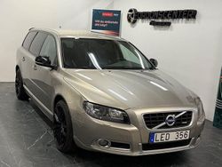 Ljusbrun Begagnad 2010 Volvo V70 R-Design Kombi | 69 900 kr (Marknadspris)