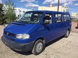 Begagnad 2000 VW Caravelle Minibuss | 1 000 kr