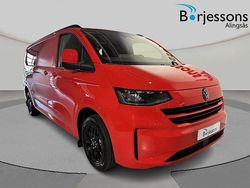 Röd Ny 2025 VW T6.1 Van | 574 875 kr (Marknadspris)