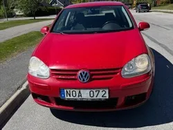 Röd Begagnad 2008 VW Golf Trendline Halvkombi | 19 000 kr (Bra pris)