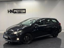 Svart Begagnad 2013 Toyota Auris Touring Sports Active Kombi | 118 900 kr (Marknadspris)