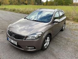 Grå Begagnad 2010 Kia Ceed Sportswagon 4 Kombi | 24 500 kr (Bra pris)