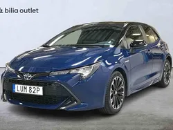 Blå Begagnad 2019 Toyota Corolla Hybrid Active Halvkombi | 194 900 kr (Marknadspris)