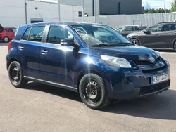 Mörkblå Begagnad 2009 Toyota Urban Cruiser SUV | 37 000 kr (Bra pris)