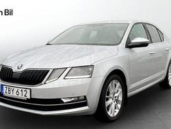 Silver Begagnad 2017 Skoda Octavia Style Sedan | 159 900 kr (Marknadspris)