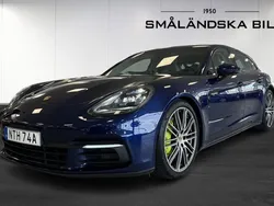 Porsche Panamera 4