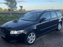 Svart Begagnad 2010 Volvo V50 Momentum Kombi | 45 000 kr (Bra pris)