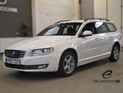 Vit Begagnad 2016 Volvo V70 Momentum Kombi | 119 900 kr (Bra pris)