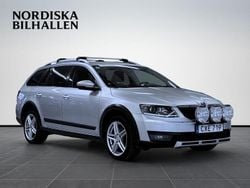 Silver Begagnad 2015 Skoda Octavia Scout Business Line Kombi | 159 795 kr (Marknadspris)
