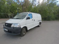 Vit Begagnad 2008 Toyota HiAce Minibuss | 60 000 kr