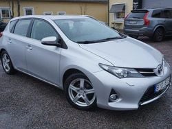 Silver Begagnad 2012 Toyota Auris Active Halvkombi | 64 900 kr (Lite dyr)