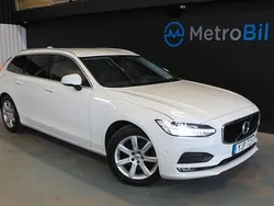 Vit Begagnad 2017 Volvo V90 Momentum Kombi | 179 900 kr (Marknadspris)