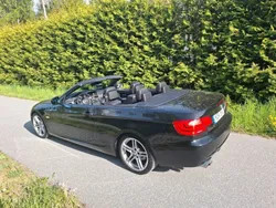 Svart (svartmetallic ) Begagnad 2014 BMW 325 Cabriolet M Sport Cab | 159 000 kr (Superpris)