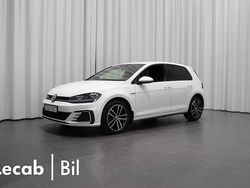 Vit (pure white) Begagnad 2020 VW Golf VIII GTE Sedan | 214 500 kr (Marknadspris)