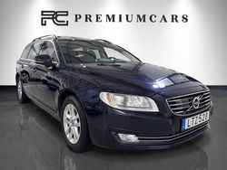 Mörkblå (blå) Begagnad 2016 Volvo V70 Momentum Kombi | 139 900 kr (Marknadspris)