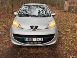 Begagnad 2008 Peugeot 107 Halvkombi | 20 500 kr (Marknadspris)