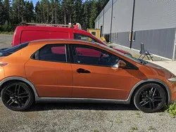 Orange Begagnad 2008 Honda Civic Halvkombi | 49 000 kr (Lite dyr)