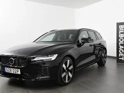 Svart Begagnad 2024 Volvo V60 Ultra Kombi | 629 800 kr