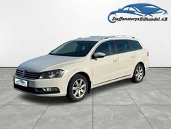Vit Begagnad 2011 VW Passat Kombi | 59 900 kr (Marknadspris)