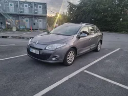 Grå Begagnad 2011 Renault Mégane GrandTour Kombi | 59 800 kr (Marknadspris)