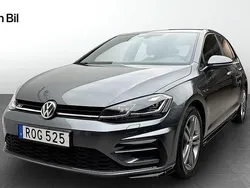 Mörkgrå Begagnad 2018 VW Golf VII R-line Plus Halvkombi | 234 900 kr (Marknadspris)