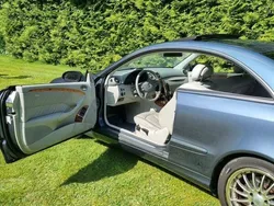 Blå Begagnad 2003 Mercedes CLK240 Elegance Sportkupé | 45 000 kr (Superpris)