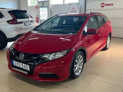 Röd Begagnad 2014 Honda Civic Kombi | 109 000 kr (Marknadspris)