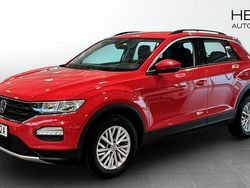 Röd (red) Begagnad 2019 VW T-Roc SUV | 174 900 kr (Marknadspris)