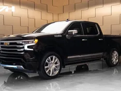Grön (svart) Ny 2025 Chevrolet Silverado Van | 1 196 250 kr (Marknadspris)
