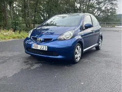 Blå Begagnad 2009 Toyota Aygo Halvkombi | 25 900 kr (Marknadspris)