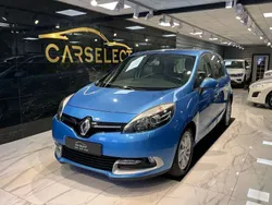 Mörkblå (blå) Begagnad 2013 Renault Scénic III Minibuss | 79 900 kr (Marknadspris)