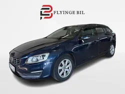 Blå Begagnad 2013 Volvo V60 Kinetic Kombi | 129 900 kr (Marknadspris)