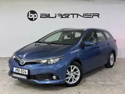 Blå Begagnad 2016 Toyota Auris Touring Sports Active Kombi | 134 900 kr (Marknadspris)