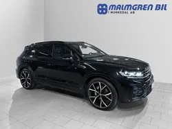 Svart Begagnad 2024 VW Touareg R SUV | 869 000 kr (Dyr)