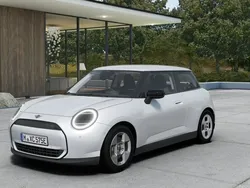 Ny 2025 Mini Cooper Essential Halvkombi | 417 800 kr