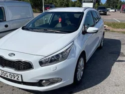 Vit Begagnad 2013 Kia Ceed Sportswagon Comfort Kombi | 69 000 kr (Marknadspris)