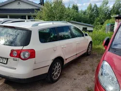 Vit Begagnad 2010 VW Passat Sportline Kombi | 5 000 kr (Superpris)