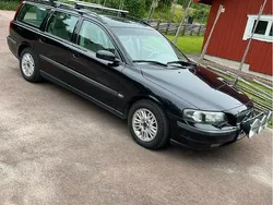 Svart Begagnad 2004 Volvo V70 Business Edition Kombi | 30 000 kr (Marknadspris)