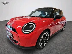 Röd Begagnad 2024 Mini Cooper Halvkombi | 349 900 kr