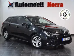 Svart Begagnad 2022 Suzuki Swace Kombi | 227 900 kr (Marknadspris)