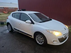 Vit Begagnad 2010 Renault Mégane III Halvkombi | 41 000 kr