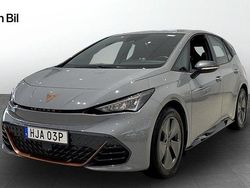 Ljusgrå (vapor grey) Begagnad 2023 Cupra Born Halvkombi | 259 900 kr (Marknadspris)