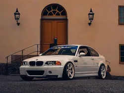 Vit Begagnad 2002 BMW M3 Sport Line Sportkupé | 400 000 kr