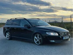 Svart Begagnad 2016 Volvo V70 Standard Kombi | 114 900 kr (Bra pris)