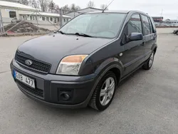 Grå Begagnad 2008 Ford Fusion Halvkombi | 18 000 kr (Marknadspris)