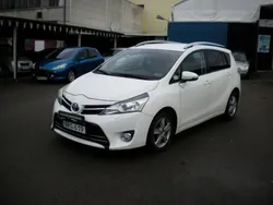Vit Begagnad 2014 Toyota Verso Minibuss | 85 000 kr (Lite dyr)