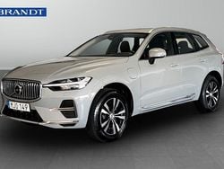 Grå Begagnad 2024 Volvo XC60 Core SUV | 449 900 kr (Marknadspris)