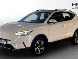 Vit (white) Begagnad 2022 MG ZS Luxury Sedan | 244 900 kr (Bra pris)