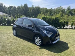 Svart Begagnad 2018 Toyota Aygo X-play Halvkombi | 95 000 kr (Lite dyr)