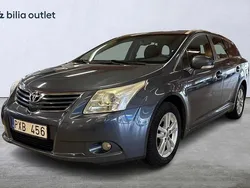 Mörkblå Begagnad 2010 Toyota Avensis Business Edition Kombi | 59 900 kr (Marknadspris)